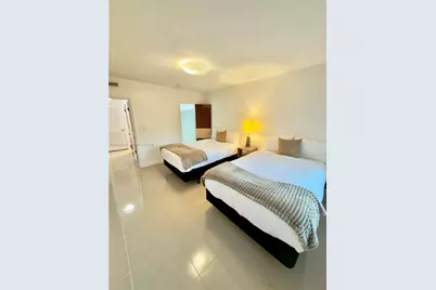 1045 94th St #4, Bay Harbor Islands, FL 33154 - Photo 15