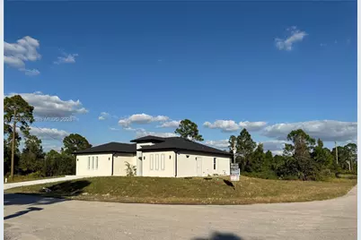 713 Da Vinci Ave S, Lehigh Acres, FL 33974 - Photo 1
