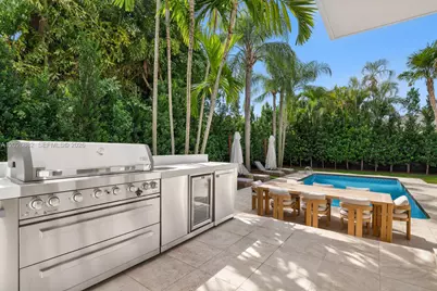 7155 E Lago Dr, Coral Gables, FL 33143 - Photo 3
