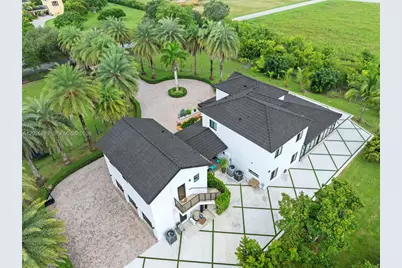 35351 SW 218th Ave, Homestead, FL 33034 - Photo 5
