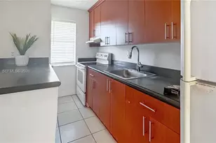 4081 N Dixie Hwy, Oakland Park, FL 33334 - Photo 5