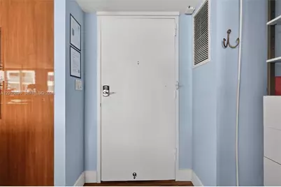 7135 Collins Ave #1124, Miami Beach, FL 33141 - Photo 5