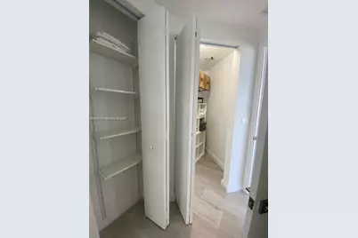 55 SW 9th St #3001, Miami, FL 33130 - Photo 21