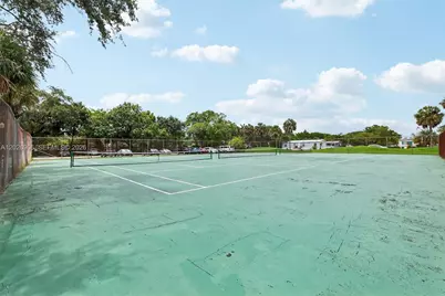 400 Commodore Dr #206, Plantation, FL 33325 - Photo 51