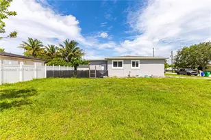 1870 SW 42nd Terrace, Fort Lauderdale, FL 33317 - Photo 13