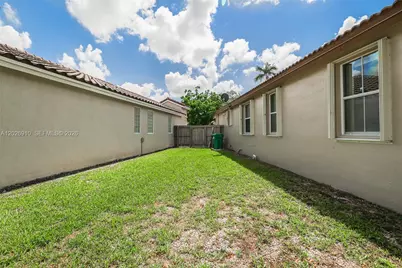 4402 SW 162nd Pl, Miami, FL 33185 - Photo 39