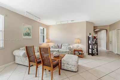 4402 SW 162nd Pl, Miami, FL 33185 - Photo 15