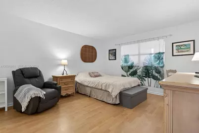 7807 Golf Cir Drive #207, Margate, FL 33063 - Photo 3