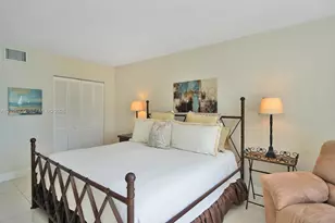 3725 S Ocean Dr, Hollywood, FL 33019 - Photo 17