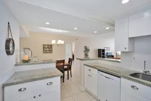 3725 S Ocean Dr, Hollywood, FL 33019 - Photo 7