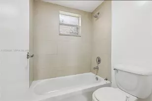 4147 Stirling Rd, Dania Beach, FL 33314 - Photo 15