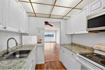 245 NE 191st St #3022, Miami, FL 33179 - Photo 13