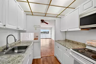 245 NE 191st St, Miami, FL 33179 - Photo 13