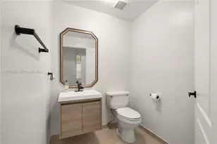 1087 Deerwood Ln, Weston, FL 33326 - Photo 47
