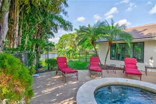 1087 Deerwood Ln, Weston, FL 33326 - Photo 21