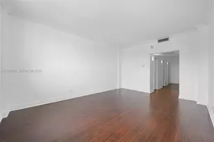 19380 Collins Ave, Sunny Isles Beach, FL 33160 - Photo 11