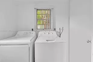 2636 SW 29th Ct, Miami, FL 33133 - Photo 31