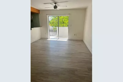 240 Collins Ave #2B, Miami Beach, FL 33139 - Photo 5