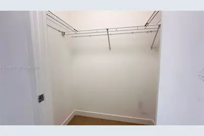 79 SW 12th St #1102-S, Miami, FL 33130 - Photo 9
