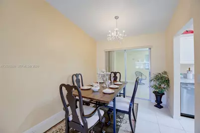 9039 NW 21st Ct, Coral Springs, FL 33071 - Photo 11