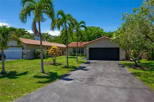 9039 NW 21st Ct, Coral Springs, FL 33071 - Photo 3