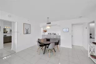 20515 E Country Club Dr, Aventura, FL 33180 - Photo 3