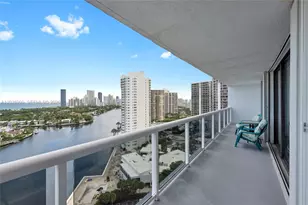 20515 E Country Club Dr, Aventura, FL 33180 - Photo 31