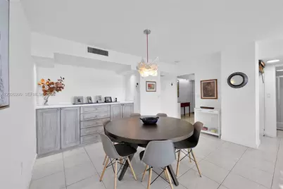 20515 E Country Club Dr #2146, Aventura, FL 33180 - Photo 21