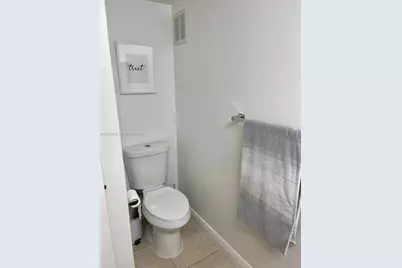 301 Racquet Club Rd #305, Weston, FL 33326 - Photo 13