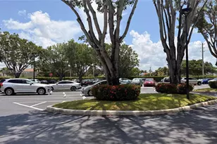 301 Racquet Club Rd, Weston, FL 33326 - Photo 25