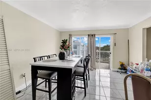 496 NW 165th St Rd, Miami, FL 33169 - Photo 11