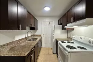 2900 NE 17th Ave, Pompano Beach, FL 33064 - Photo 5