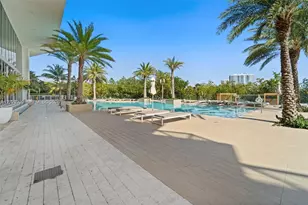 16385 Biscayne Blvd, North Miami Beach, FL 33160 - Photo 57