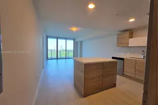 16385 Biscayne Blvd, North Miami Beach, FL 33160 - Photo 21