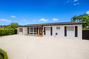 2761 SW 92nd Pl, Miami, FL 33165 - Photo 1