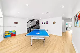 2761 SW 92nd Pl, Miami, FL 33165 - Photo 15