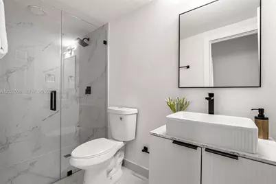 1915 NW 86th St, Miami, FL 33147 - Photo 21