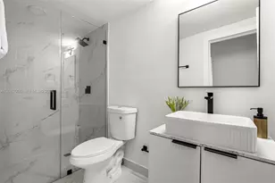 1915 NW 86th St, Miami, FL 33147 - Photo 21