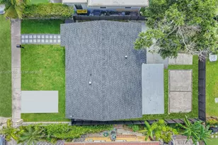 1915 NW 86th St, Miami, FL 33147 - Photo 29