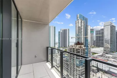 20 NE 11th St #2910, Miami, FL 33132 - Photo 31