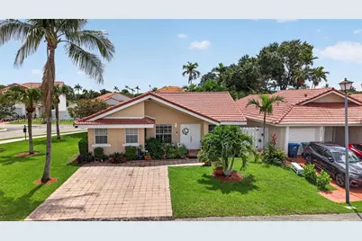 18847 NW 83rd Pl, Hialeah, FL 33015 - Photo 33