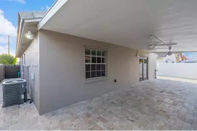 7503 W 34th Ln, Hialeah, FL 33018 - Photo 35