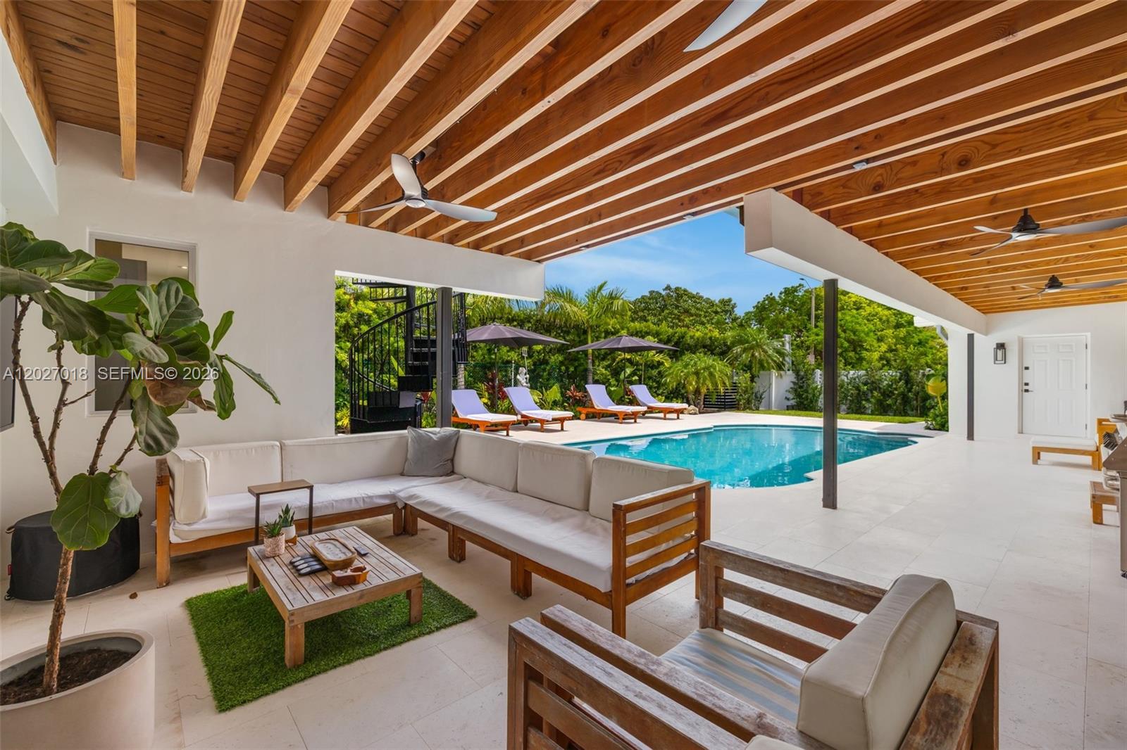 4730 SW 89th Ave - 4730 SW 89th Ave, Miami, FL 33165 Luxury Property | Jose Angel Pina