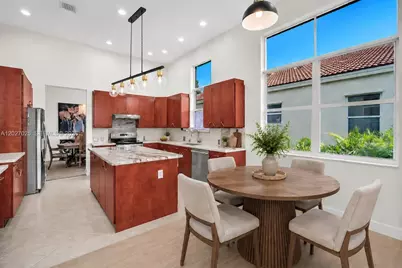 1453 SW 167th Ave, Pembroke Pines, FL 33027 - Photo 25