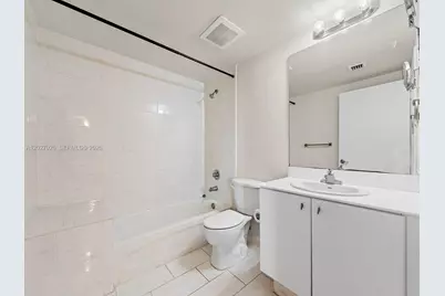 2740 SW 28th Ter #508, Miami, FL 33133 - Photo 7