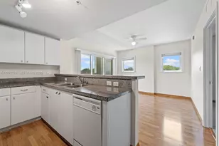 2740 SW 28th Terrace, Miami, FL 33133 - Photo 5