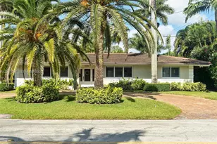 4750 Alhambra Cir, Coral Gables, FL 33146 - Photo 3