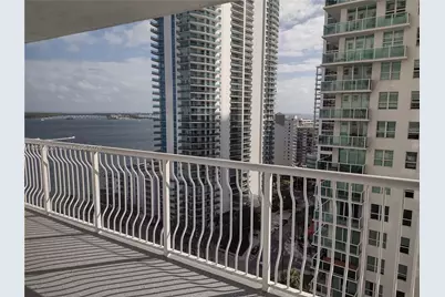 1200 Brickell Bay Dr #2005, Miami, FL 33131 - Photo 3