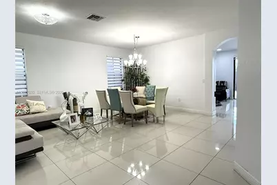 10060 NW 86th Ter, Doral, FL 33178 - Photo 15