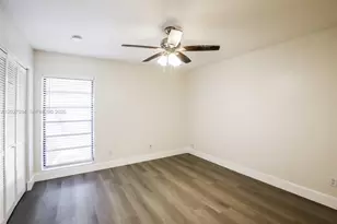 9732 NW 15th St, Pembroke Pines, FL 33024 - Photo 15